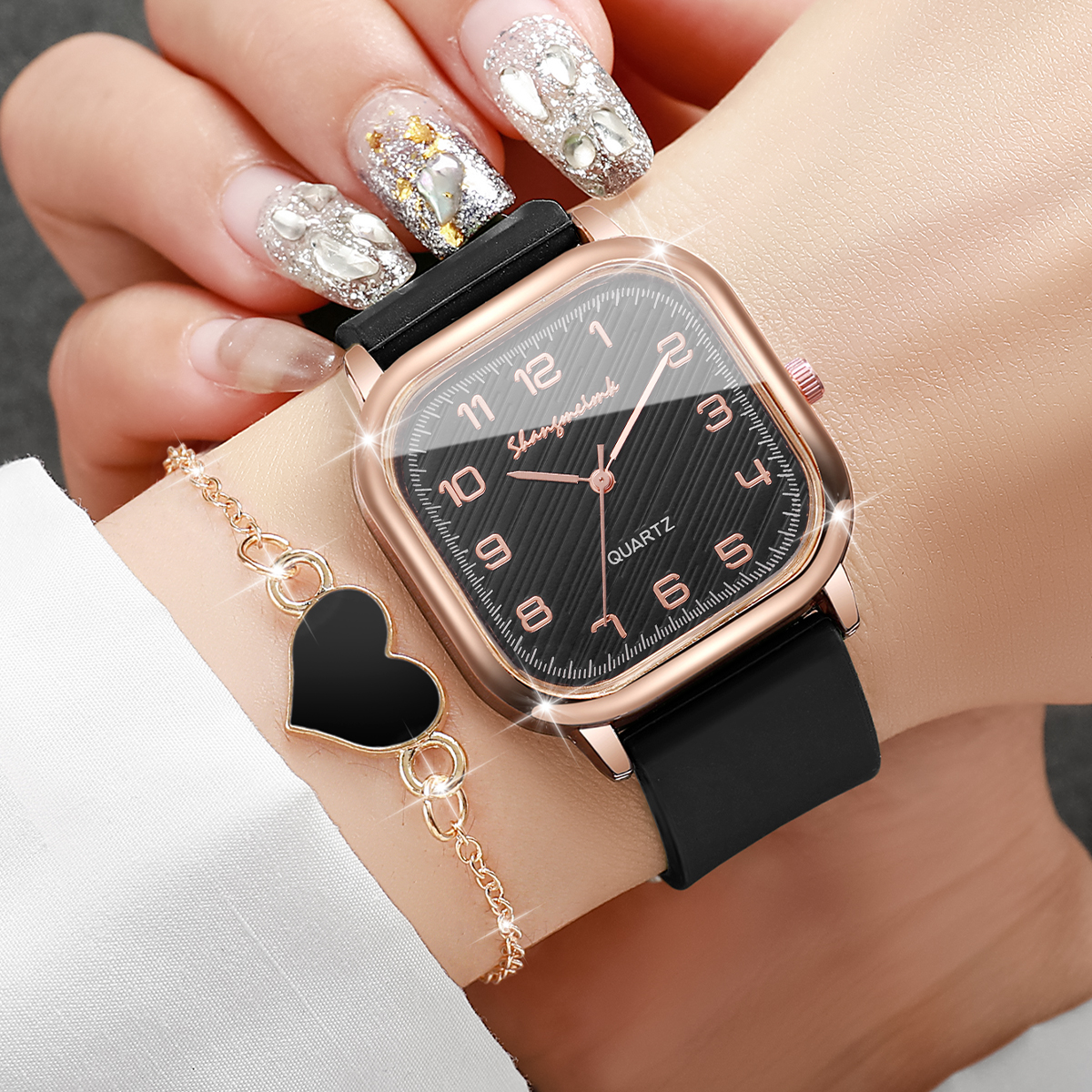 2PCS/Set Fashion Square Women  - đánh giá và giá Silicone Band Women